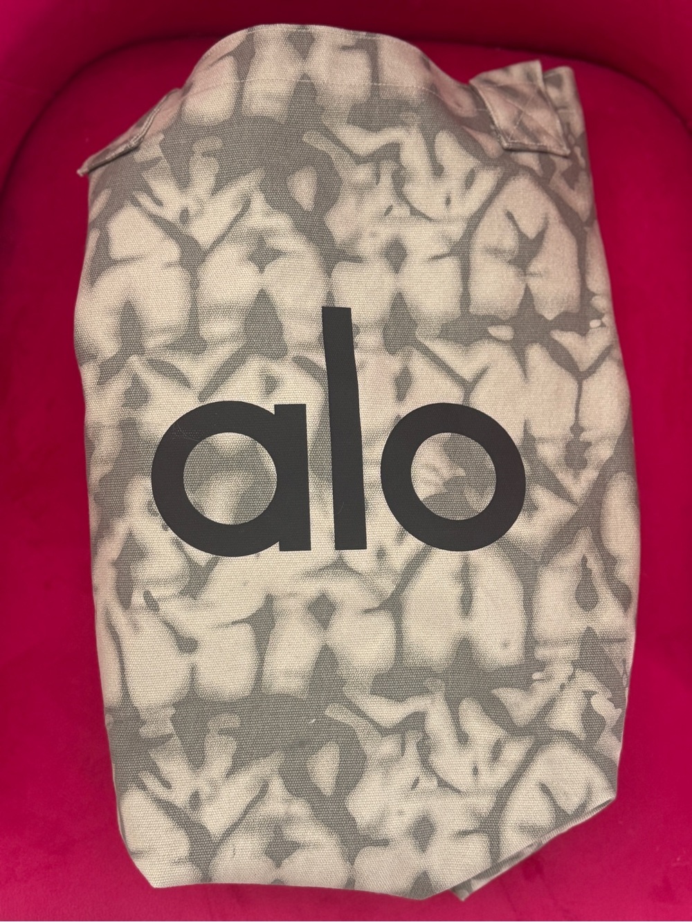 ALO Yoga Taupe and Cream Tie-Dye Canvas Tote - Picture 6 of 6